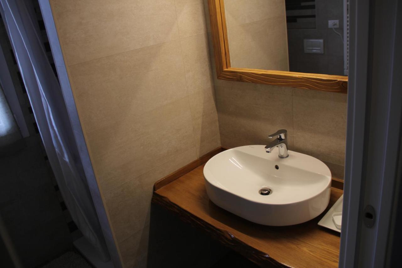 The Blue Nest - Red Apartment Near 5 Terre 斯培西亚 外观 照片